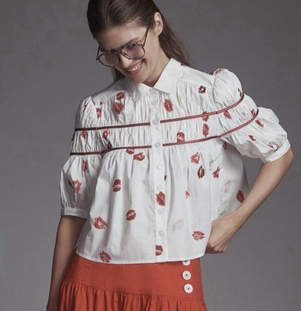 Anthropologie Maeve The Leandra Shirred Yoke Blouse White red kisses Size Small